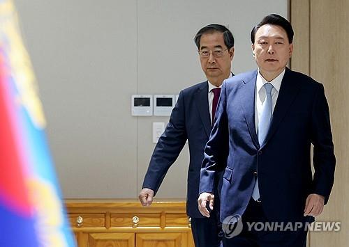 헌법재판소가 한덕수 국무총리에 대한 탄핵안을 기각하면서 이제 윤석열 대통령에 대한 탄핵심판 결과에 관심이 모아지고 있다 [사진=연합뉴스]