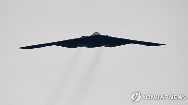 미국의 B-2 스텔스 전폭기 [사진=AP=연합뉴스]