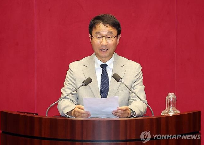 27일 국회 예산결산특별위원장으로 선출된 더불어민주당 3선 한병도 의원. [사진=연합뉴스]