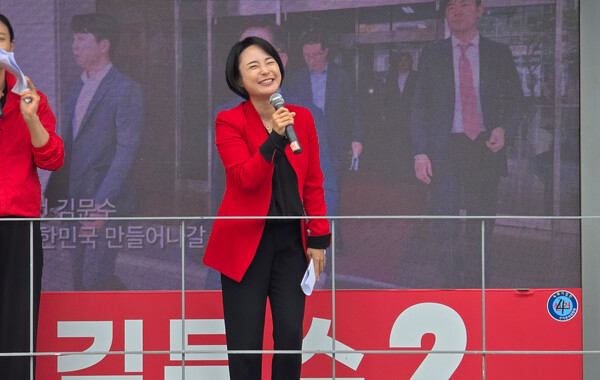 21대 대통령선거 선거유세에 나선 손수조 국민의힘 청년최고위원 후보. [사진=손수조]