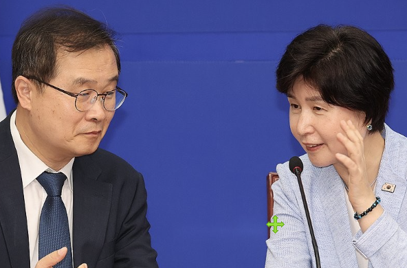 더불어민주당은 대법관 증원 등 사법개혁안을 추석전까지 완료하겠다고 밝혔다. [사진=연합뉴스]