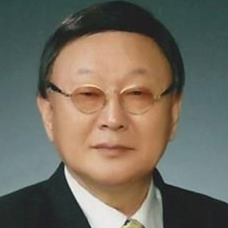 김건희씨 일가와 관련된 각종 사업 비리에 핵심인물로 지목된 김충식씨. [사진=연합뉴스]