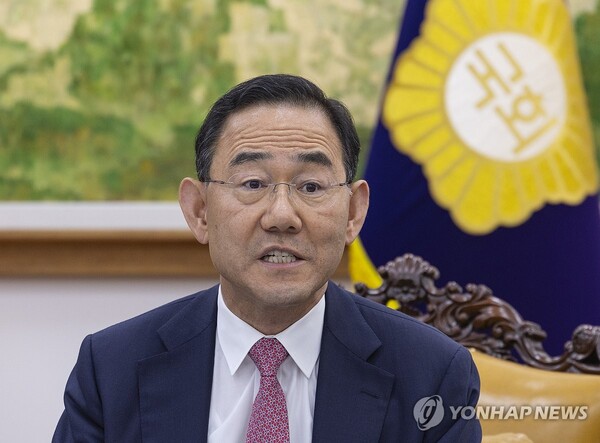 주호영 국회 부의장은 25일 기자간담회를 열고 사법파괴 현장 사회를 안 보겠다고 예고했다.