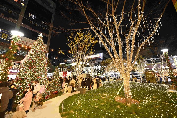 다사광장 크리스마스 경관조명 / 사진=달성군 제공