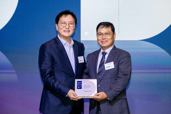 DL이앤씨 '한숲 파트너스 데이' 행사 기념 촬영 [사진=DL이앤씨]