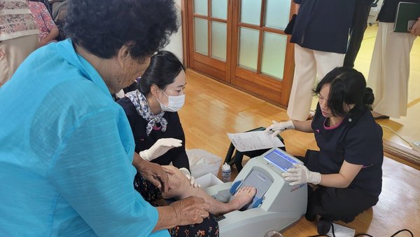 ▲ 건강관리-건강버스 (사진=전남도 제공)