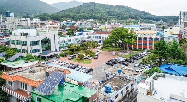 남해군청 전경(사진=박영순 기자)