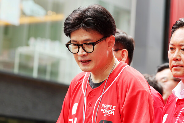  제21대 대통령선거 사전투표 첫날이었던 지난 5월 29일  광주 동구 충장로우체국 앞에서 국민의힘 한동훈 전 대표가 유세하고 있다. [사진=연합뉴스]