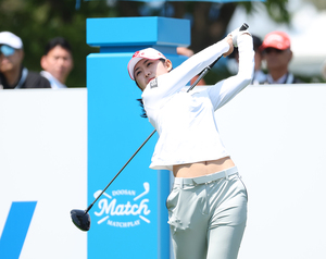[KLPGA] <b>황유민</b>, '매치 결승 첫 티샷'