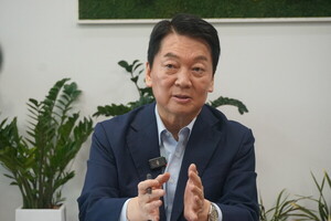 [김능구의 정국인터뷰] <b>안철수</b> "이번 전당대회는 대선보다 중요…보수의...