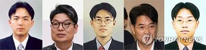[이슈] 李 정부 첫 <b>검찰 고위직 인사</b>…'친윤' 검사 줄사퇴 '반윤' 검사 ...