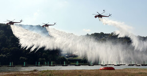 [드론특집②] 대형산불 재난에 손놓은 정부..."야간에 드론 한 대 못 띄... - 뉴스 썸네일 이미지
