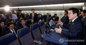 [기내간담회] 李대통령 "<b>한미</b>동맹·한중협력 양립 가능" "UAE 방산 큰 실...