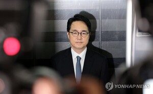 [이슈] 종합특검, 대검 압수수색·노상원 소환...특검 이상민 징역 15년·... - 뉴스 썸네일 이미지