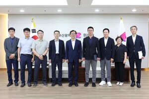 전재수 부산시장-이형섭 낙동강유역환경청장 회동…낙동강 수변 활용 협...